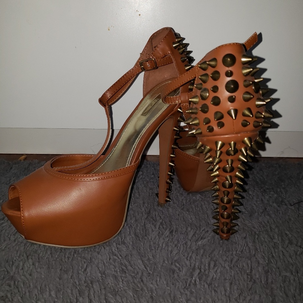 Spiked heels